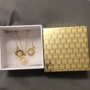 Michael Kors Flip Glitz Gold and Crystals, Necklace & Earrings New